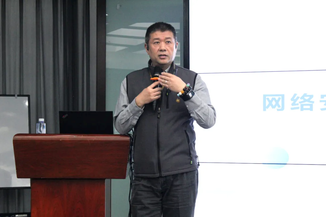 �������ǲ�-������ʱ�й�����