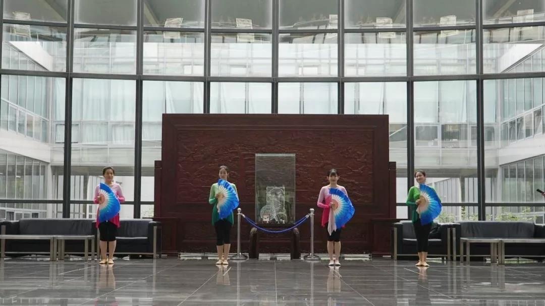 �������ǲ�-������ʱ�й�����