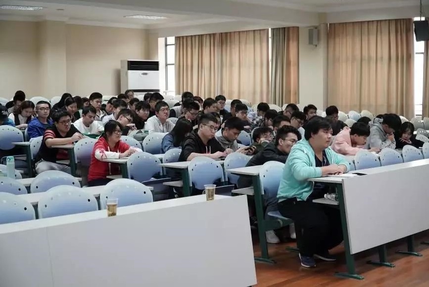 �������ǲ�-������ʱ�й�����